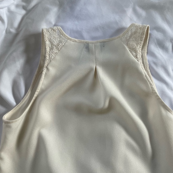 Van Heusen cream sleeveless blouse - Picture 4 of 4